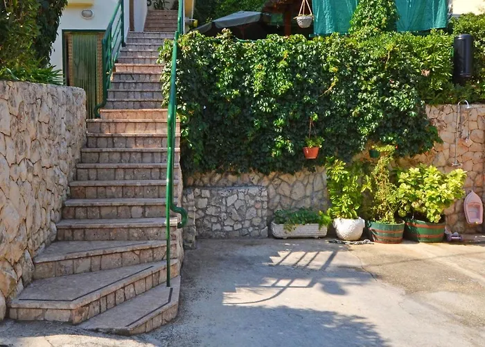 公寓 With Parking Space Slatine, Ciovo - 5158 特罗吉尔