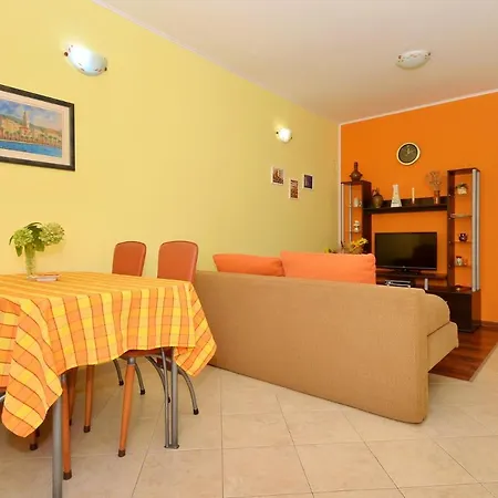 Apartman With Parking Space Slatine, Ciovo - 5158 *
