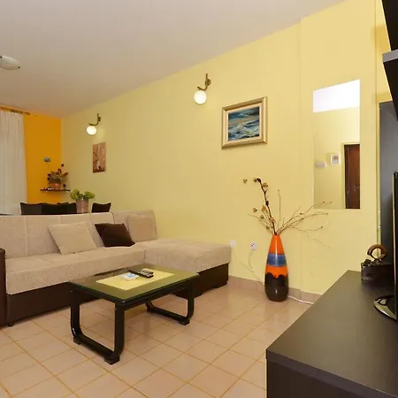 With Parking Space Slatine, Ciovo - 5158 Appartement